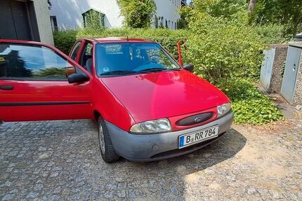 Ford Fiesta 184.000 km 999 € Berlin 14163