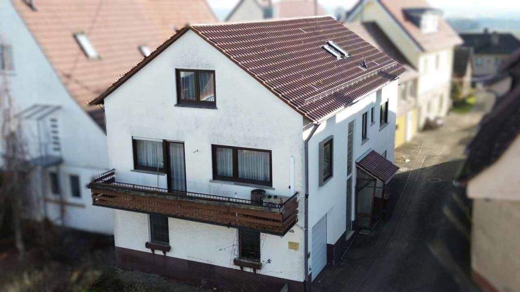 Einfamilienhaus Nagold-Hochdorf Hochdorf - 8 Zimmer, 191 m&sup2;, 362.000&euro; | Angebot:25745176