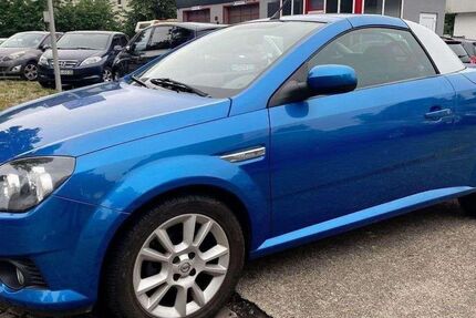 Opel Tigra 42.000 km 3.999 &euro; Neumünster 24534