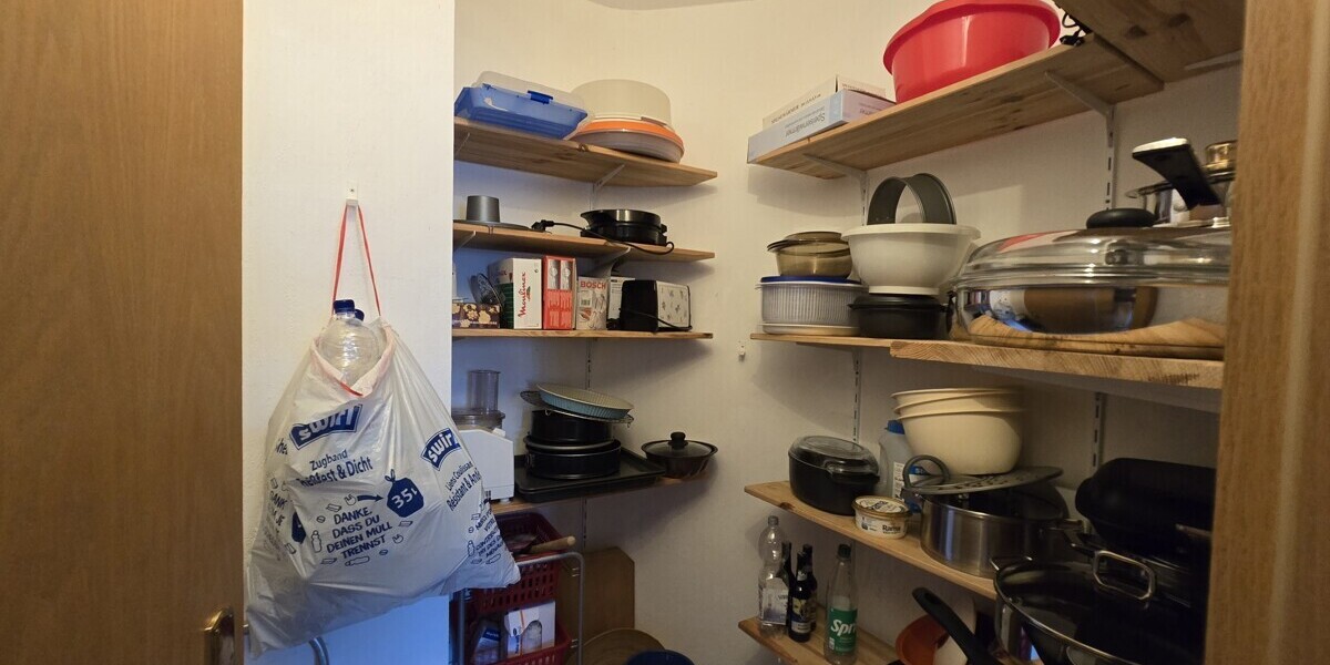 Attraktives Einfamilienhaus mit möglicher Einliegerwohnung - Reihenendhaus Tholey | Angebot:27010355