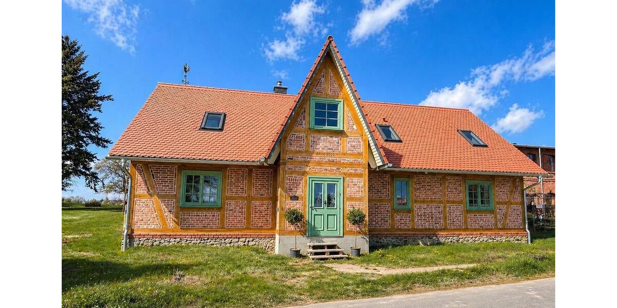 Einfamilienhaus Woldegk - 4 Zimmer, 200 m&sup2;, 595.000&euro; | Angebot:26339097