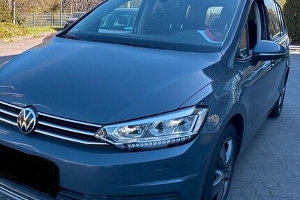 VW Touran 160.000 km 14.580 &euro; Oldenburg 26129