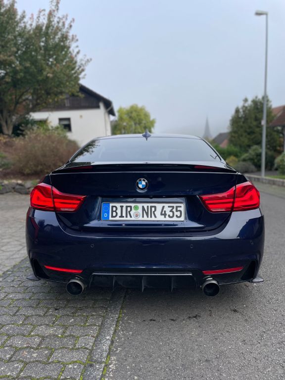 435