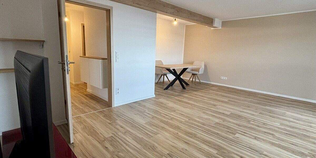 Etagenwohnung Roth - 3 Zimmer, 93 m&sup2;, 275.000&euro; | Angebot:25193196