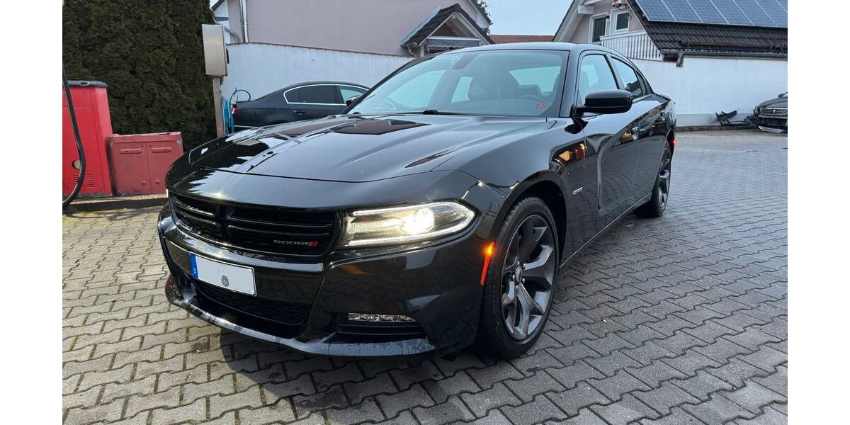 Dodge Charger 86.000 km 29.500 &euro; Mainburg 84048