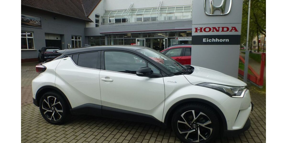 Toyota C-HR 101.700 km 16.800 &euro; Naumburg/S. + 06667 Weißenfels + 06618 Schönburg 06618