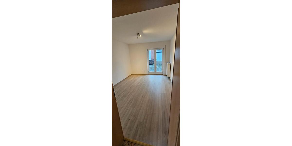 Terrassenwohnung Ruppichteroth - 3 Zimmer, 92 m&sup2;, 980&euro; | Angebot:25223671