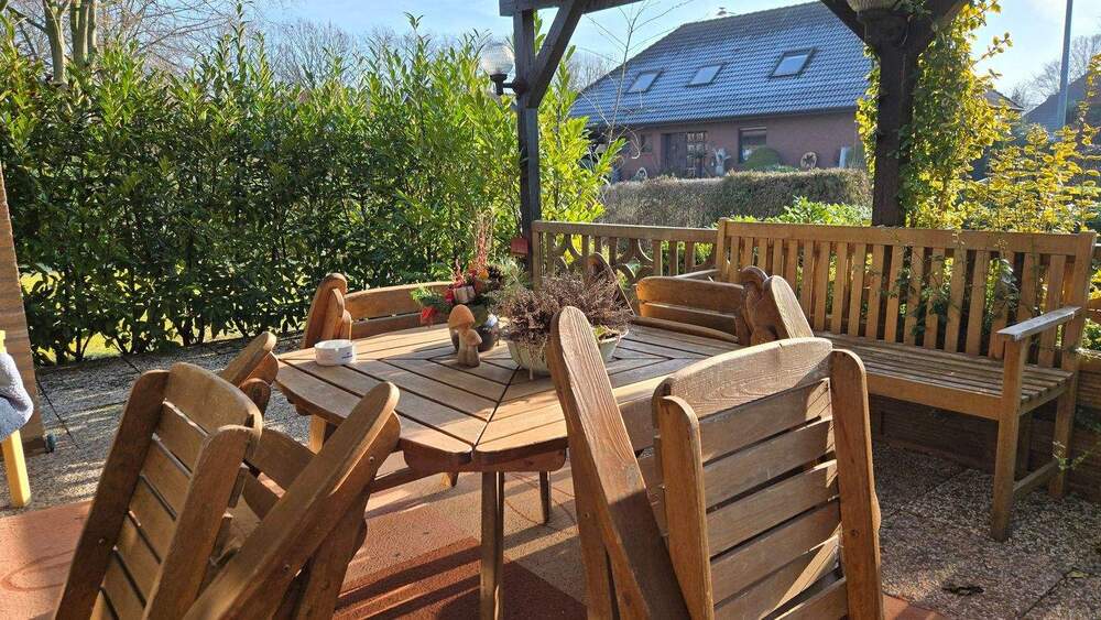 Einfamilienhaus Uplengen Hollen - 6 Zimmer, 150 m&sup2;, 189.000&euro; | Angebot:25693708
