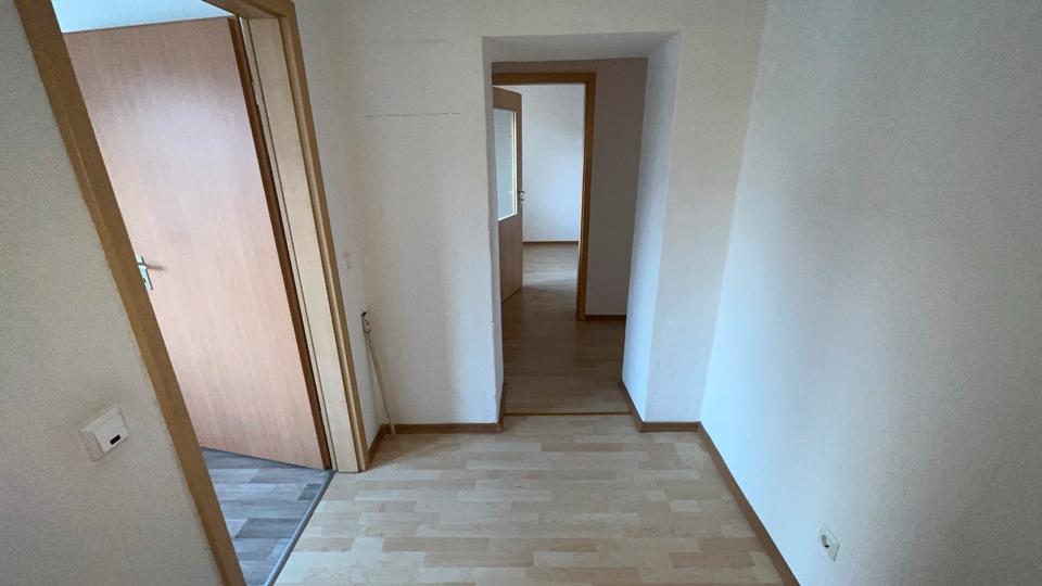 Doppelhaushälfte Korbach - 4 Zimmer, 131 m&sup2;, 249.000&euro; | Angebot:25261533