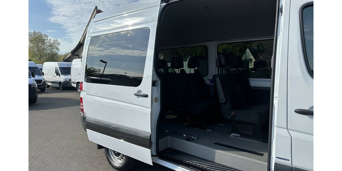 Mercedes-Benz Sprinter 316 CDI Tourer 2,2,2,3 mit 2,8 to AHK 250.794 km 24.871 &euro; Mainz 55122