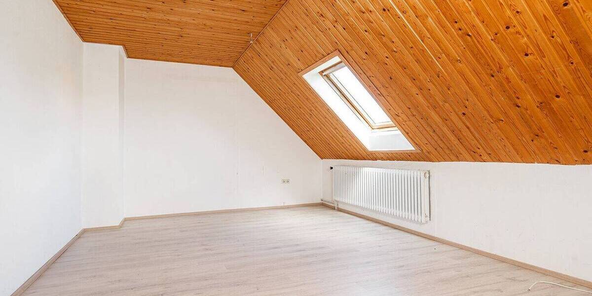 Einfamilienhaus Blomberg - 1 Zimmer, 240 m&sup2;, 399.000&euro; | Angebot:26815807