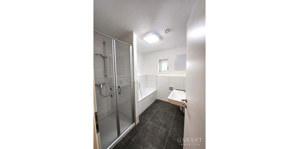 Reihenendhaus Vilshofen a. d. Donau Vilshofen - 5 Zimmer, 120 m&sup2;, 1.200&euro; | Angebot:24875291