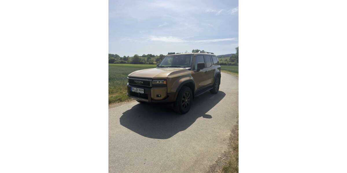 Toyota Land Cruiser 3.700 km 82.000 &euro; Deggenhausertal 88693