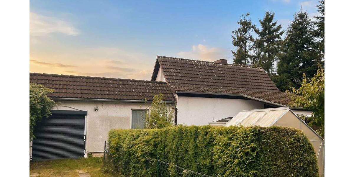 Süd-Terrasse mit Blick ins Grüne - Platz für entspannte Stunden im Freien 4 zimmer