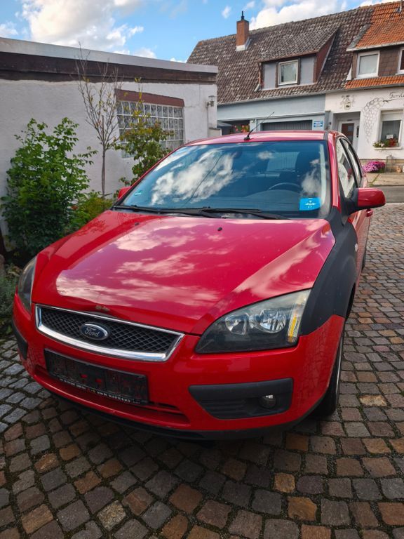 Ford Focus 108.998 km 2.499 € Merxheim 55627
