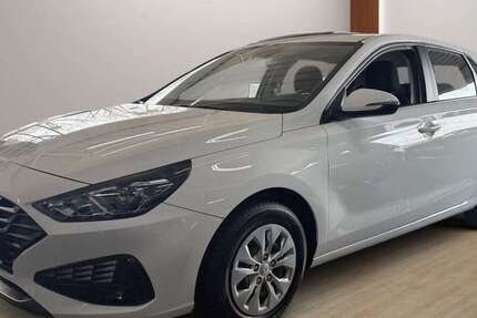 Hyundai i30 1.100 km 16.490 &euro; Schwabhausen 99869