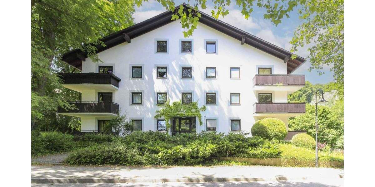 Bezugsfreie, helle 3-Zi-Wohnung mit 2 Balkonen und Tiefgaragenstellplatz nahe dem Starnberger See 3 zimmer