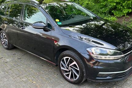 VW Golf 220.456 km 8.500 &euro; Bad Sassendorf 59505