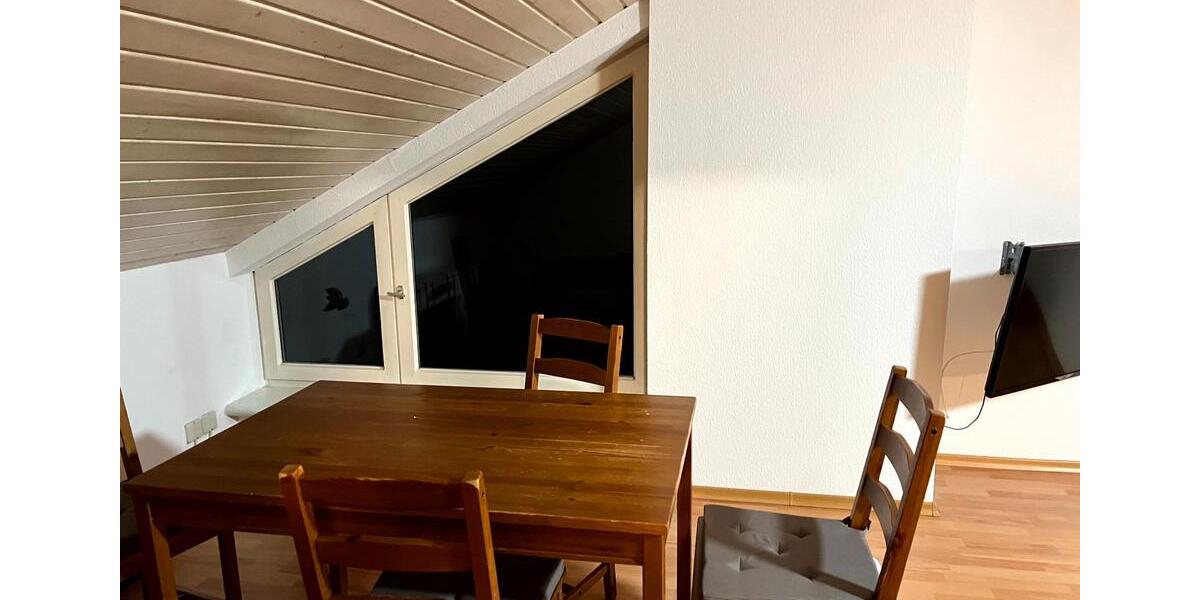 Dachgeschoßwohnung Siegen Weidenau - 3 Zimmer, 70 m&sup2;, 480&euro; | Angebot:26321236