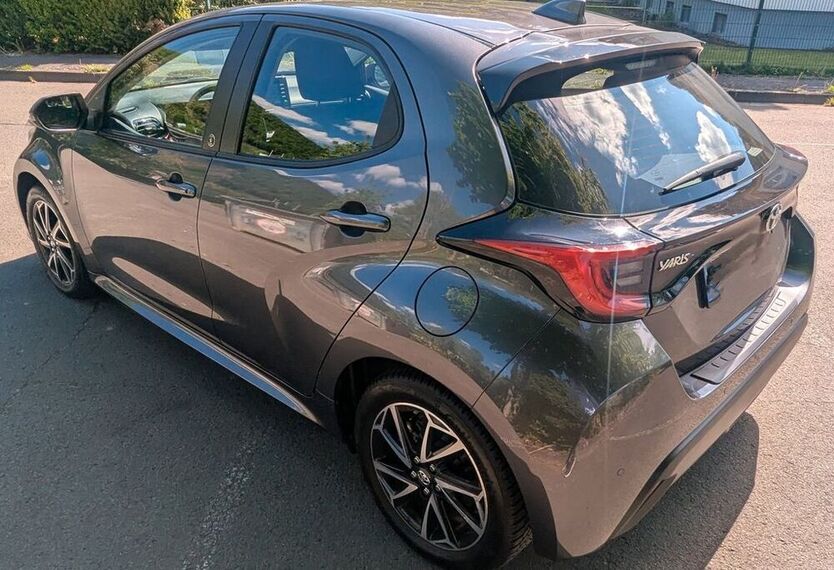 Yaris