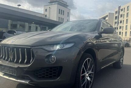 Maserati Levante 70.900 km 35.980 &euro; Köln 50829