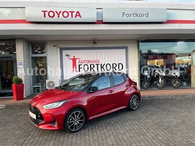 Toyota Yaris 14.980 km 26.980 &euro; Bielefeld 33689