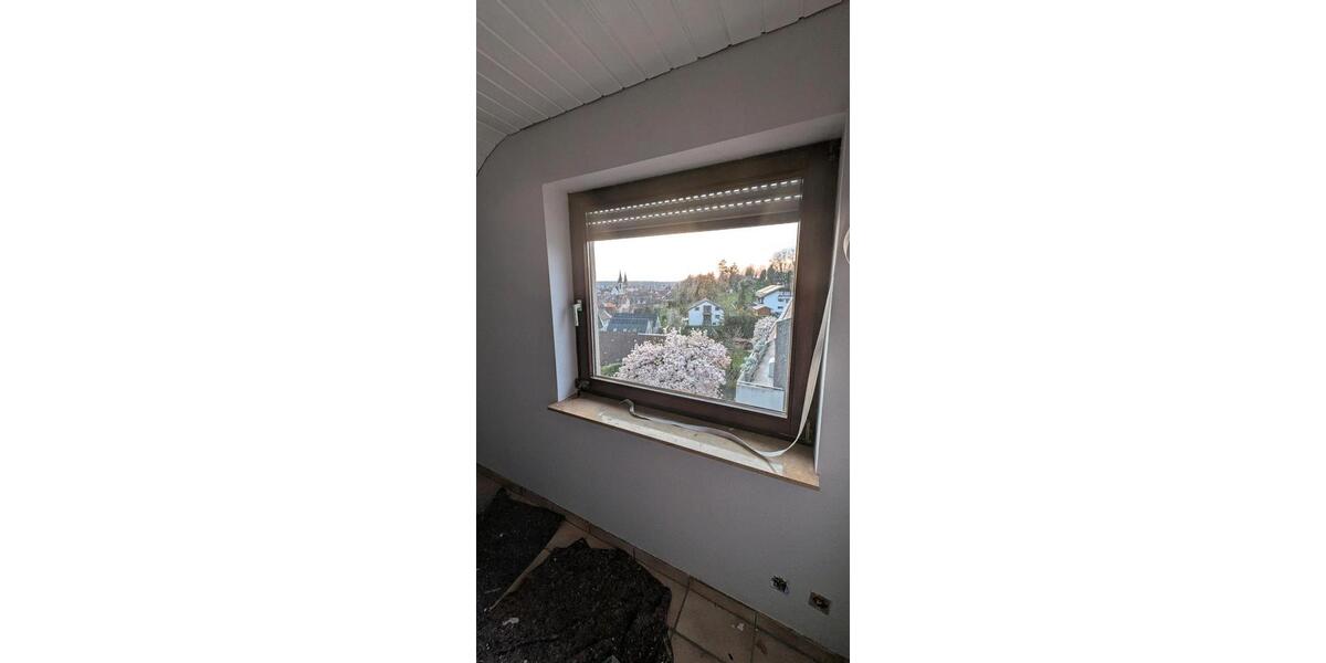 Dachgeschoßwohnung Stutensee - 3 Zimmer, 78 m&sup2;, 920&euro; | Angebot:25942998