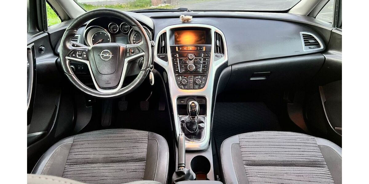 Opel Astra 130.458 km 6.900 &euro; Bornheim Bei Bonn 53332