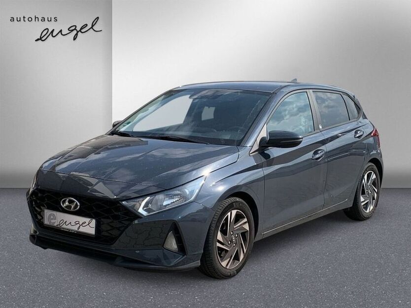 i20