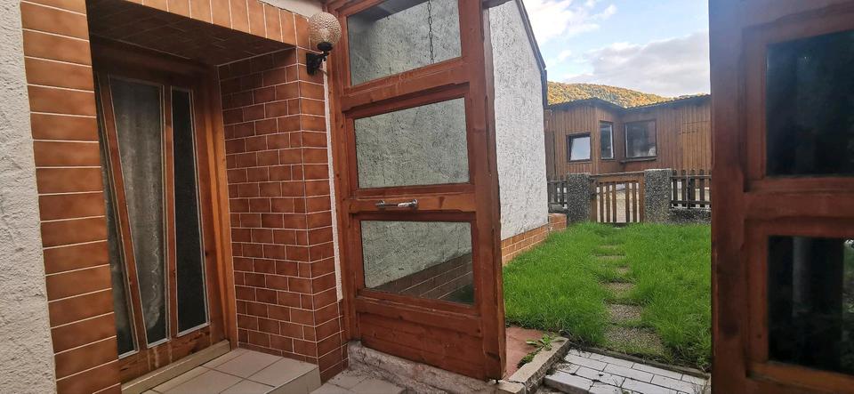 Doppelhaushälfte Treuchtlingen - 11 Zimmer, 184 m&sup2;, 195.000&euro; | Angebot:26820213