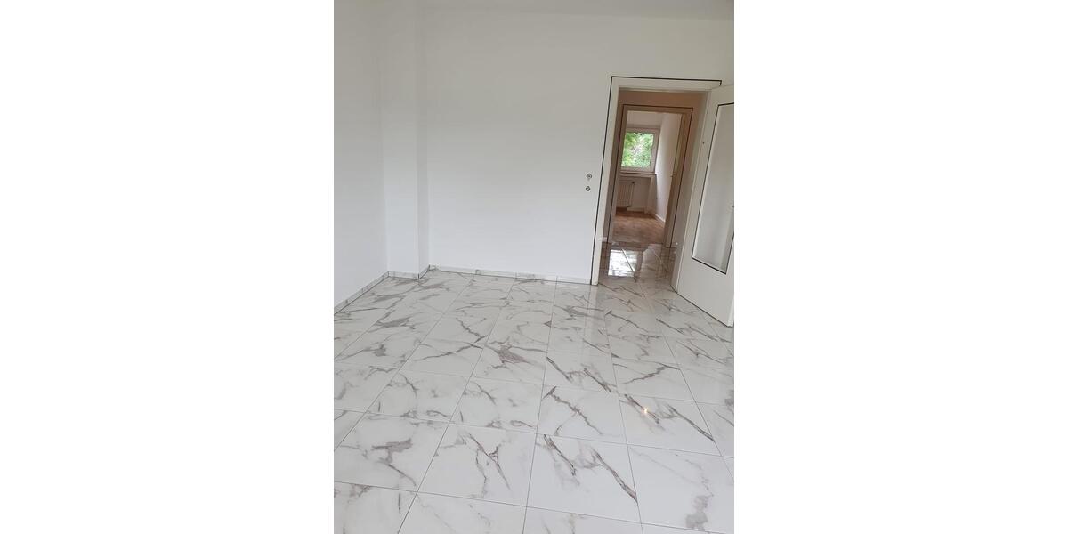 Schöne 3ZKB Wohnung zu Vermieten 3 zimmer