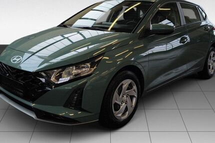 Hyundai i20 18.449 km 16.877 &euro; Waren 17192