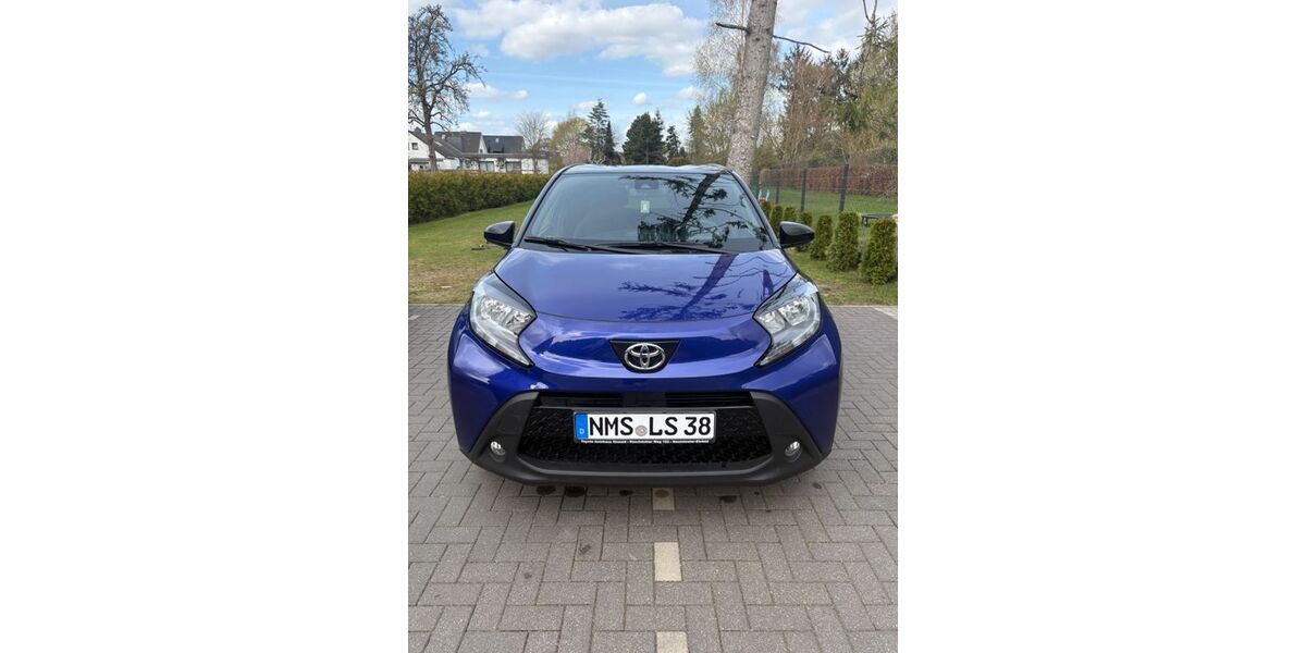 Toyota Aygo (X) 9.600 km 22.400 &euro; Neumünster 24524