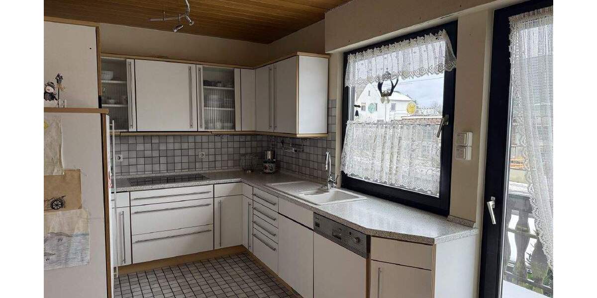 Einfamilienhaus Montabaur Eschelbach - 7 Zimmer, 215 m&sup2;, 550.000&euro; | Angebot:24597318