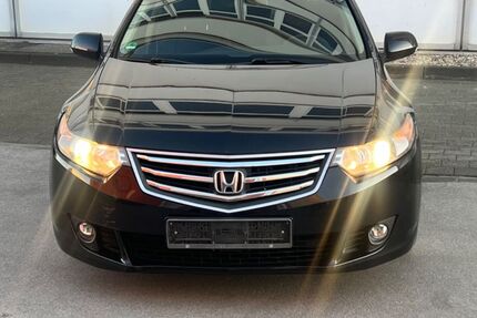 Honda Accord 184.243 km 6.599 &euro; Neuss 41469