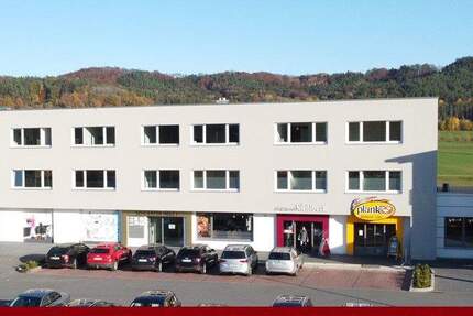 Geschäfts-Zentrum Schlierfer Heide, Sengenthal - Schlierfer Holz zimmer