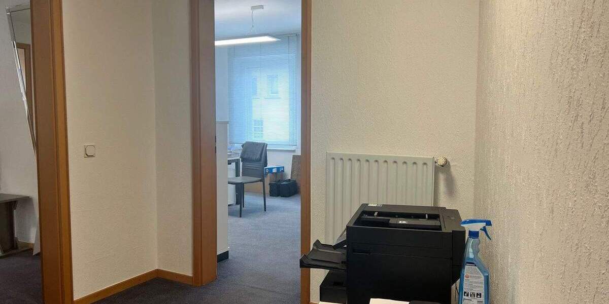 Gewerbeobjekt Engelskirchen - 4 Zimmer, 103 m&sup2;, 775&euro; | Angebot:26702702