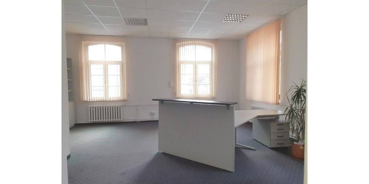 Großzügige Büroeinheit zimmer