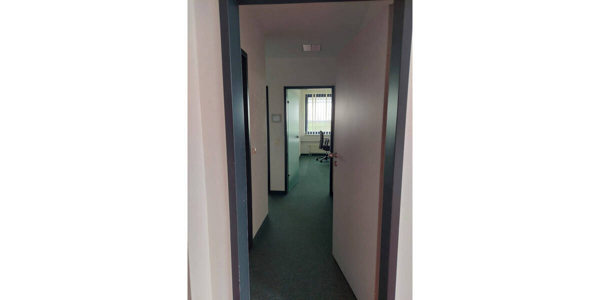 Gewerbeobjekt Zwickau Stenn - 415&euro; | Angebot:26442214