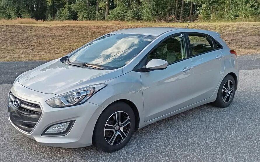 i30