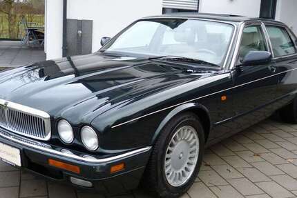 Jaguar Sovereign
