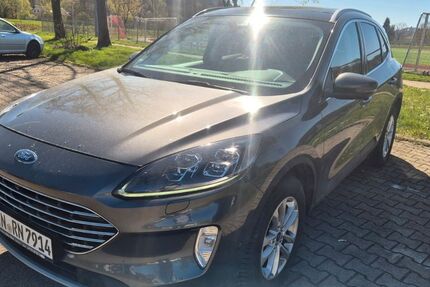 Ford Kuga 69.000 km 14.990 &euro; Backnang 71522