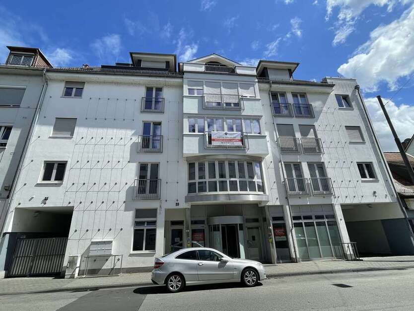 Büro in Wiesbaden 4.200 € 386 m²
