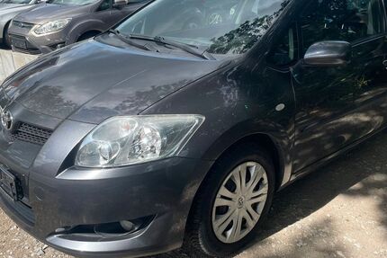 Toyota Auris 112.500 km 4.790 &euro; Bielefeld 33659