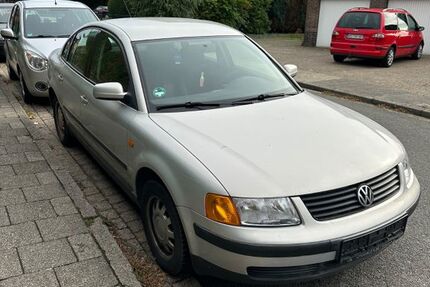 VW Passat 300.000 km 600 &euro; Lohne 49393
