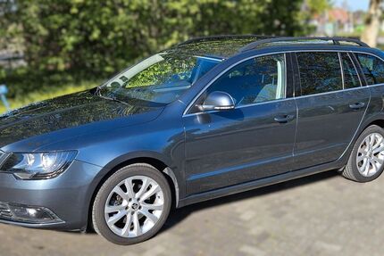 Skoda Superb 186.500 km 9.850 &euro; Ahaus 48683