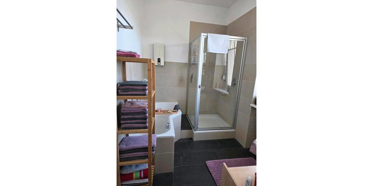 Etagenwohnung Schweich - 5 Zimmer, 120 m&sup2;, 1.150&euro; | Angebot:26394051