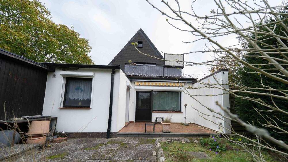 Einfamilienhaus Uetersen - 5 Zimmer, 150 m&sup2;, 319.000&euro; | Angebot:25697874