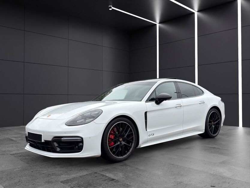 Porsche Panamera 36.081 km 119.990 € Hückeswagen 42499