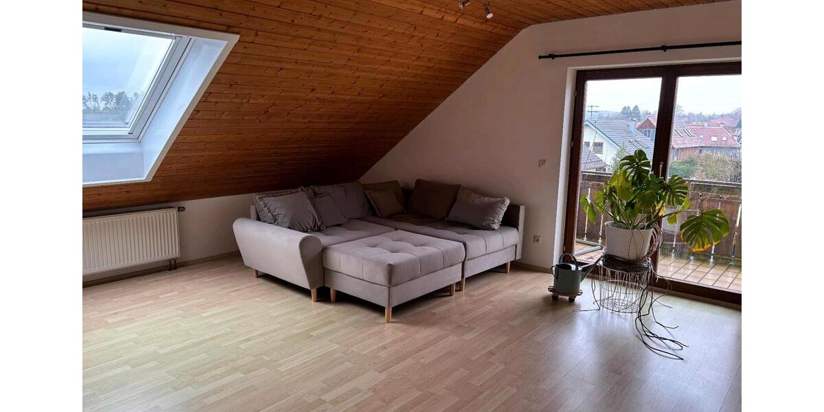 Dachgeschoßwohnung Wildberg - 4 Zimmer, 105 m&sup2;, 1.000&euro; | Angebot:24988799